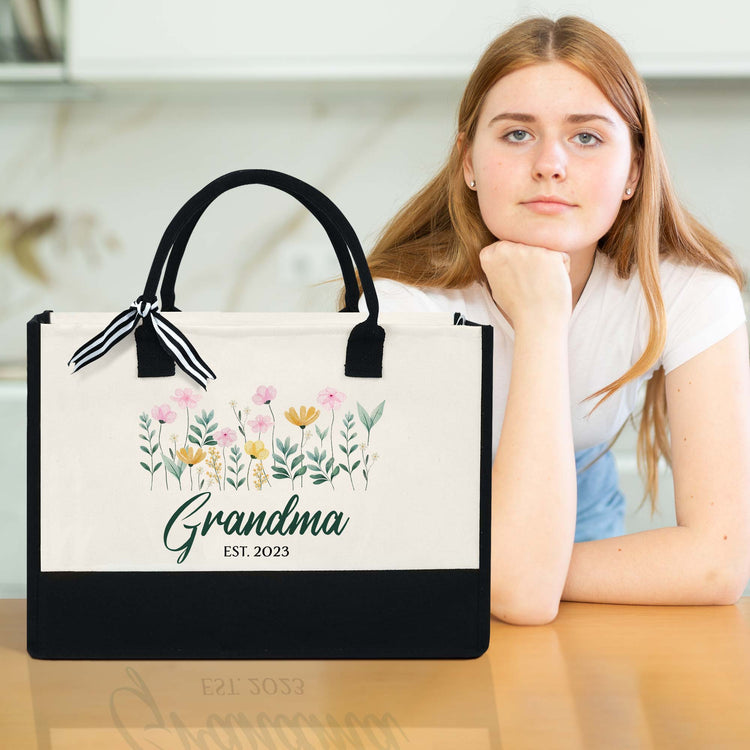 Personalized Grandma Est. 2023, New Grandma, Floral Nana Birthday Canvas Zipper Tote Bag